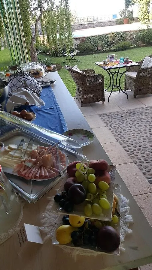 B&B Poggio Caiar Caprino Veronese 0*,