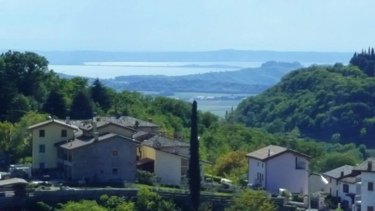 B&B Poggio Caiar Caprino Veronese Frühstückspension