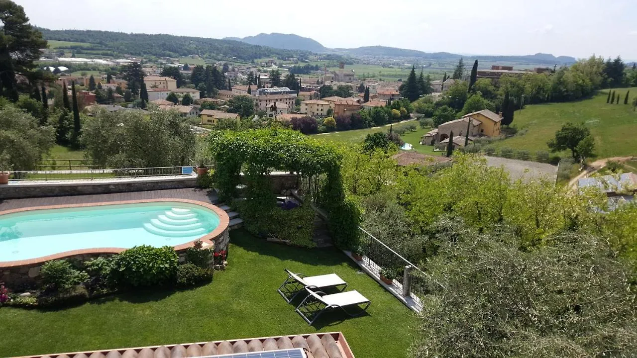 B&B Poggio Caiar Caprino Veronese